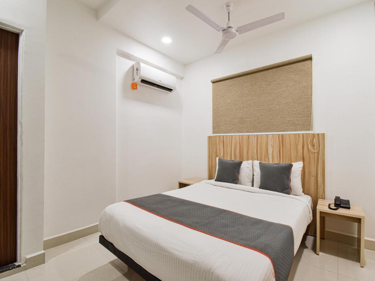 Oyo Townhouse 498 Hotel Western נאגפור מראה חיצוני תמונה