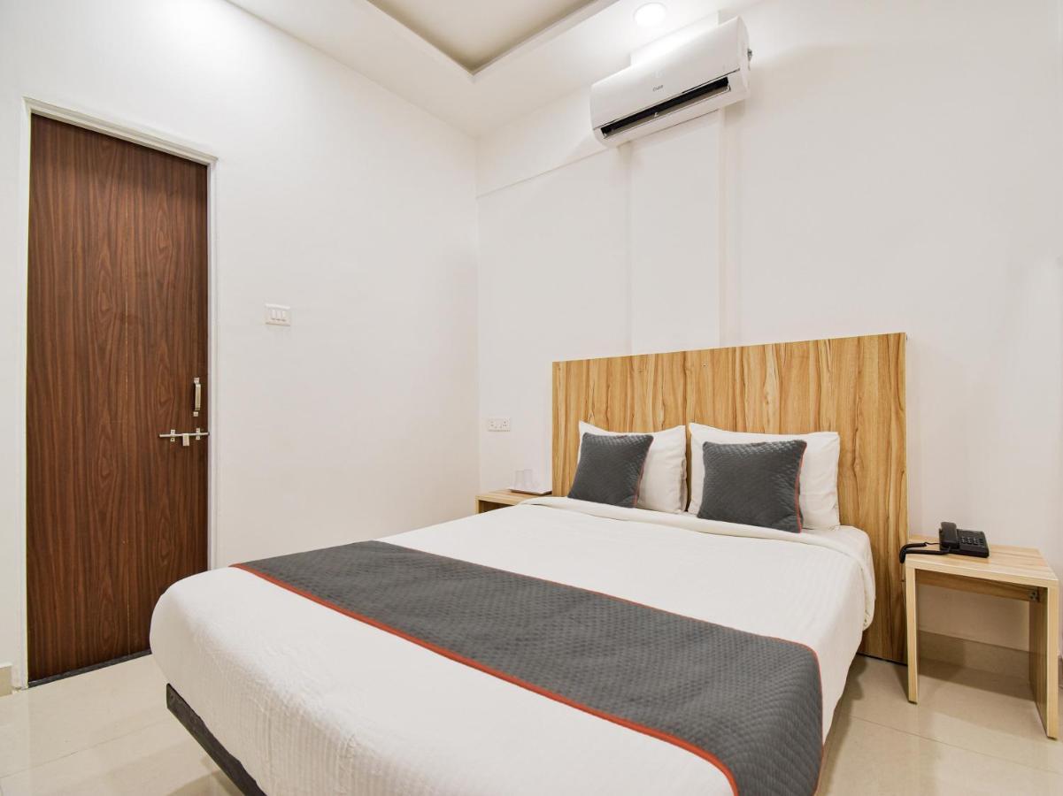 Oyo Townhouse 498 Hotel Western נאגפור מראה חיצוני תמונה